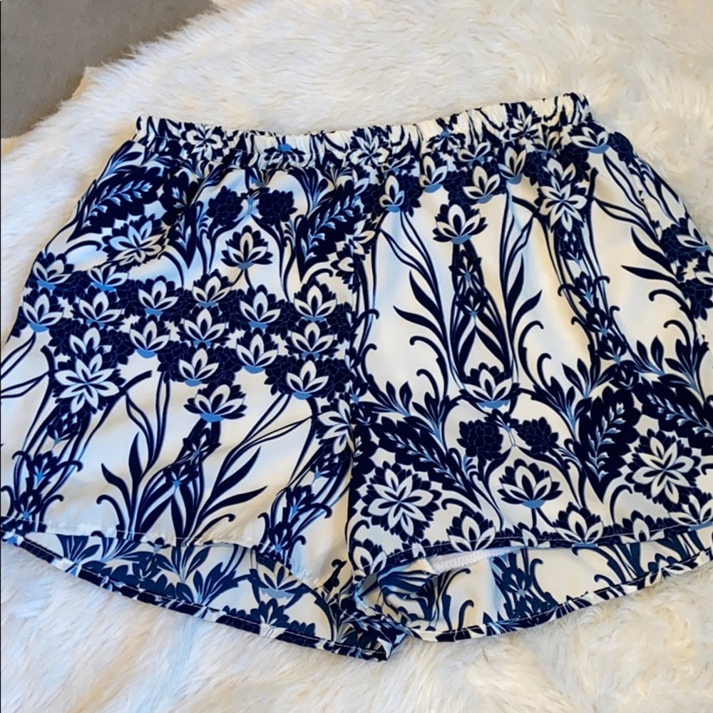 Blue floral Flowy Shorts